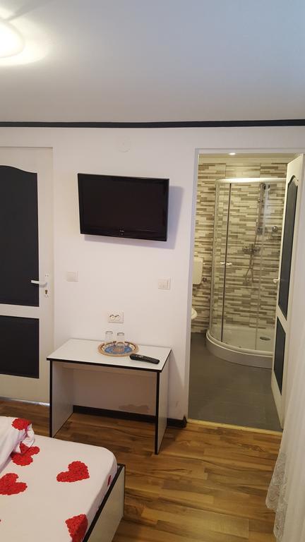 Ferienwohnung Casa Leo Haţeg Exterior foto
